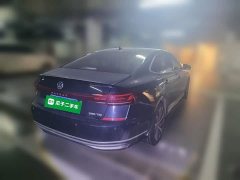 Volkswagen Passat 330TSI Luxury - ფოტო 4