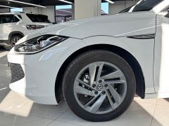 Volkswagen Lingdu L 280TSI DSG Dazzling Red Edition - ფოტო 5