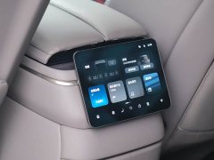 NIO ES8 Six-Seat Executive Signature Edition - ფოტო 14