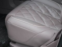 NIO ES8 Six-Seat Executive Signature Edition - ფოტო 7