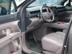 NIO ES8 Six-Seat Executive Signature Edition - ფოტო 8