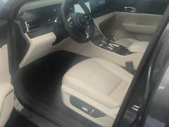 Li Auto ONE Extended Range 6-Seater - ფოტო 7