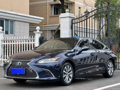 Lexus ES 200 Premium Edition - ფოტო 1