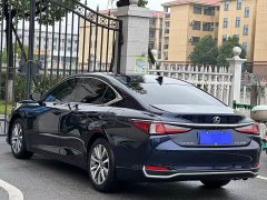 Lexus ES 200 Premium Edition - ფოტო 9