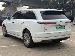 Nio Lerado L90 Max Six-Seater - ფოტო 9