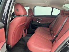 BMW 3 Series 330i M Sport Midnight Edition Package - ფოტო 7
