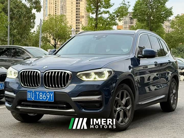 BMW X3 xDrive28i Luxury Package