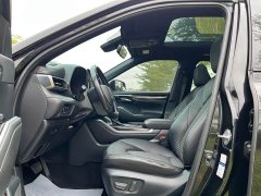 Toyota Crown Venza 2.5L HEV AWD Premium - ფოტო 4