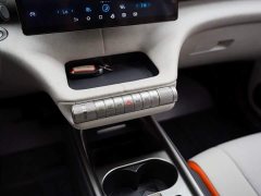 BYD Dolphin 405km Fashion Edition - ფოტო 10
