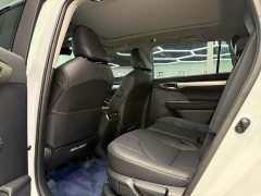 Toyota Highlander 2.5L Hybrid AWD Limited 7-Seater - ფოტო 7