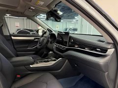 Toyota Highlander 2.5L Hybrid AWD Limited 7-Seater - ფოტო 8