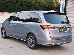 Buick GL8 2023 Facelift Land Executive Cabin Luxury - ფოტო 12