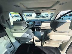 Volvo EM90 2025 Ultra Six-Seater - ფოტო 12