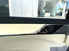Volvo EM90 2025 Ultra Six-Seater - ფოტო 13