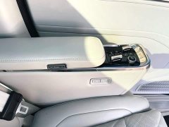Volvo EM90 2025 Ultra Six-Seater - ფოტო 15