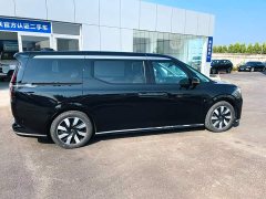 Volvo EM90 2025 Ultra Six-Seater - ფოტო 7