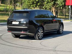 Land Rover Range Rover 3.0 L6 400PS Extended Wheelbase 7-Seater - ფოტო 17