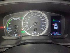 Toyota Corolla Hybrid 1.8H E-CVT Luxury - ფოტო 14