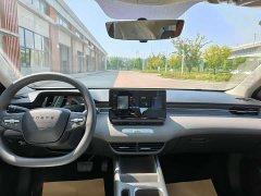 SAIC Roewe e6 520km Mobility Edition - ფოტო 4