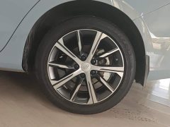 Geely Emgrand 4th Generation Champion Edition 1.5L CVT Luxury - ფოტო 6