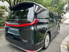 Lexus LM 500h Four-Seater Imperial Edition - photo 9