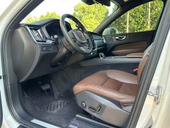 Volvo XC60 B5 AWD Smart Luxury Edition - ფოტო 4