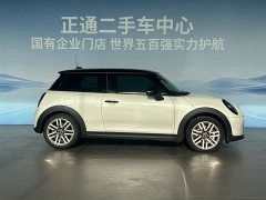 BMW MINI 2025 1.5T COOPER Classic 3-Door - ფოტო 9