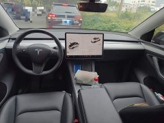 Tesla Model Y Rear-Wheel Drive - ფოტო 5