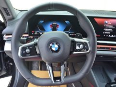 BMW 5 Series 530Li xDrive M Sport Package - ფოტო 8