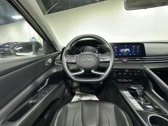 Hyundai Elantra 1.5L CVT Luxury - ფოტო 11