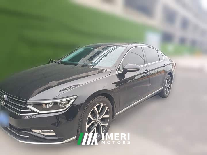 Volkswagen Magotan 330TSI DSG Advance