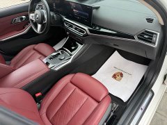 BMW 3 Series 320i M Sport Package - фото 11