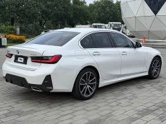 BMW 3 Series 320i M Sport Package - фото 4