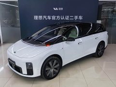 Li Auto i8 Standard Edition - ფოტო 1