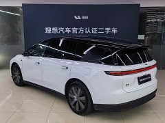 Li Auto i8 Standard Edition - ფოტო 16