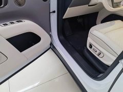 Li Auto i8 Standard Edition - ფოტო 9
