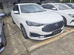 Ford Fiesta 2021 1.5L Automatic Platinum Edition - ფოტო 3