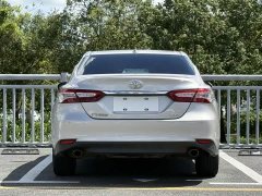 Toyota Camry 2021 2.0G Luxury - ფოტო 8