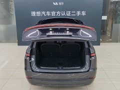 Li Auto L9 Max - ფოტო 15