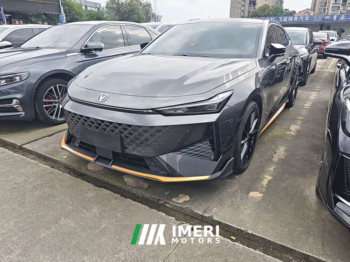 Changan UNI-V 2024 1.5T Premium Sport - ავტომობილი ჩინეთიდან