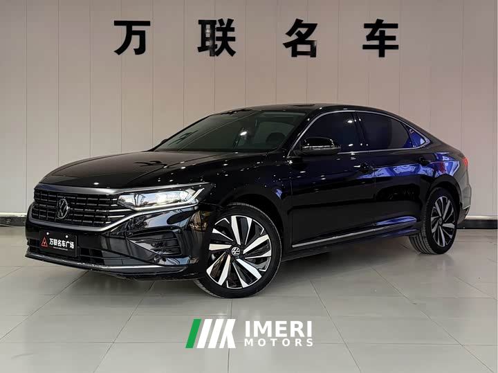 Volkswagen Passat 330TSI Elite