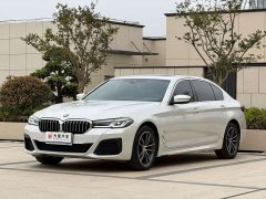 BMW 5 Series 525Li M Sport Package - ფოტო 1