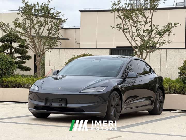 Tesla Model 3 Rear-Wheel Drive