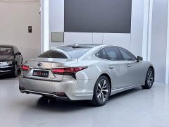 Lexus LS 2021 500h Premium - ფოტო 18