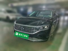 Volkswagen Passat 330TSI Luxury - ფოტო 1