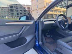 Tesla Model Y Rear-Wheel Drive - ფოტო 3
