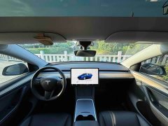 Tesla Model Y Rear-Wheel Drive - ფოტო 5