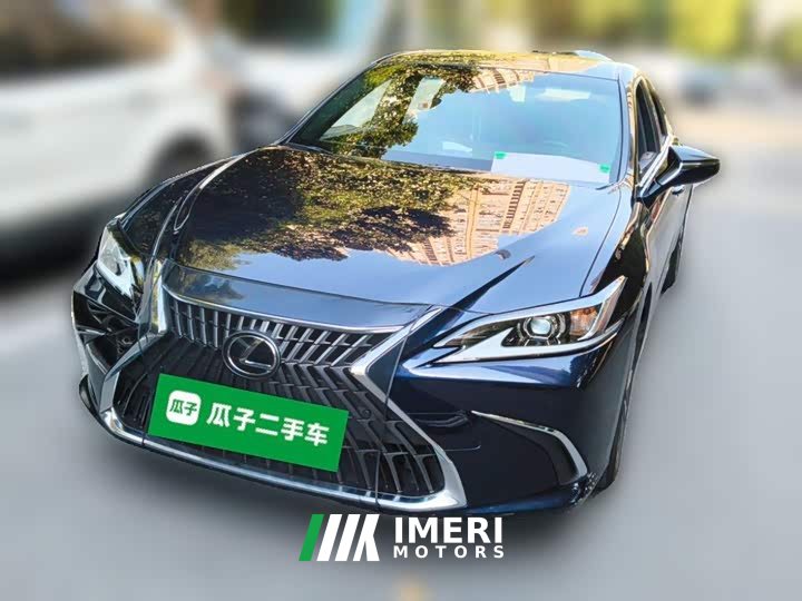 Lexus ES 200 Premium Edition - ავტომობილი ჩინეთიდან
