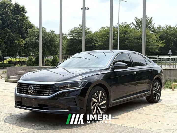 Volkswagen Passat 380TSI Elite - ავტომობილი ჩინეთიდან
