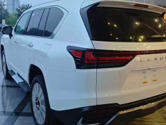 Lexus LX 700h Premier Edition - photo 14